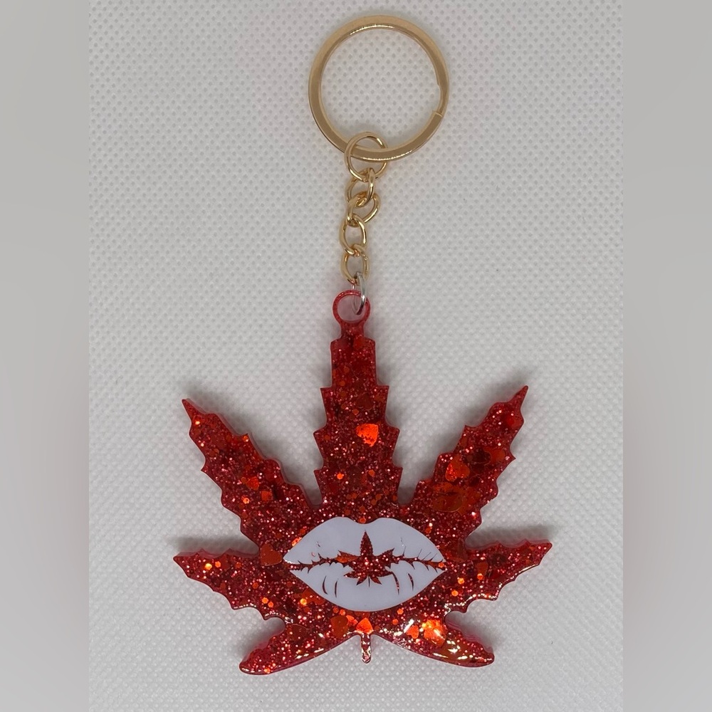 Epoxy Resin Leaf Keychain